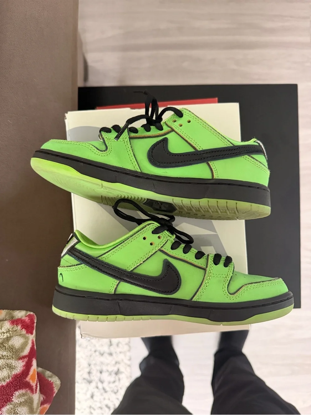 Nike Kids Sneakers Green and Black Low-Top